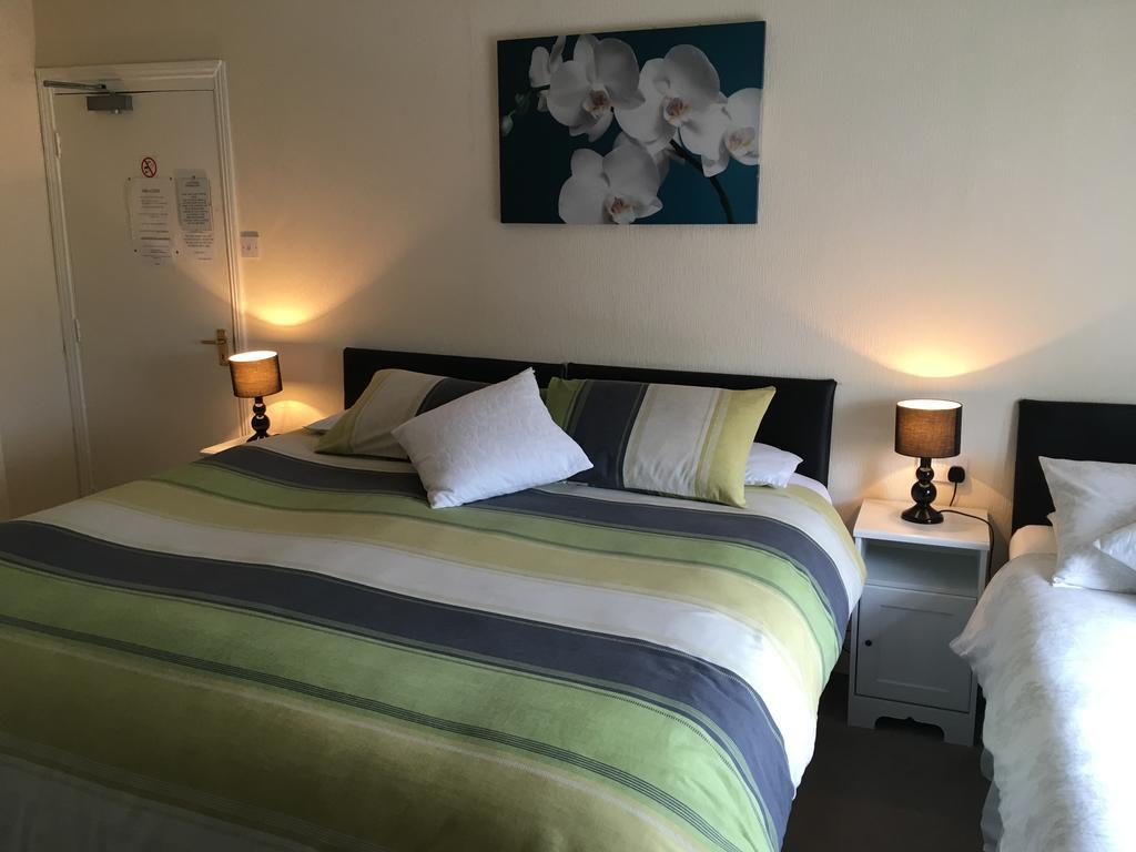 Bentons Guest House Челтнем Номер фото