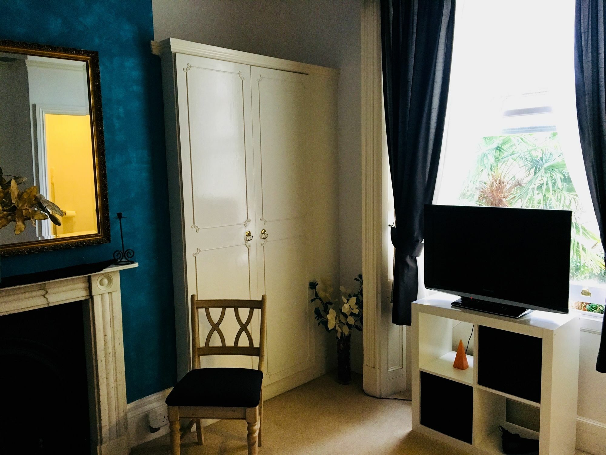 Bentons Guest House Челтнем Екстер'єр фото