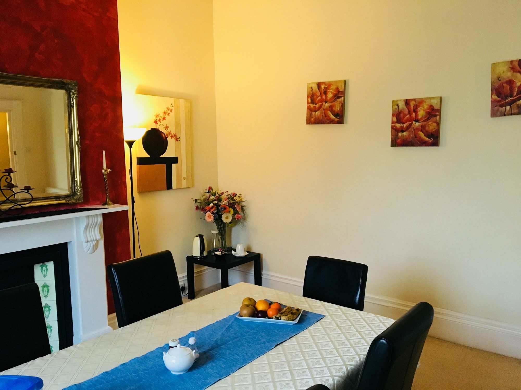Bentons Guest House Челтнем Екстер'єр фото